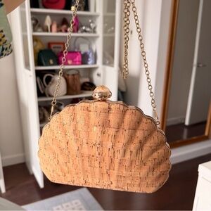 Seashell Cork and Gold Vacation Handbag with Chain